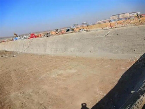 苏尼特左高铁桩基础建设